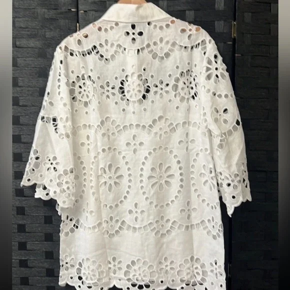 Zimmermann
LEXI EMBROIDERED TUNIC - Picture 4 of 6